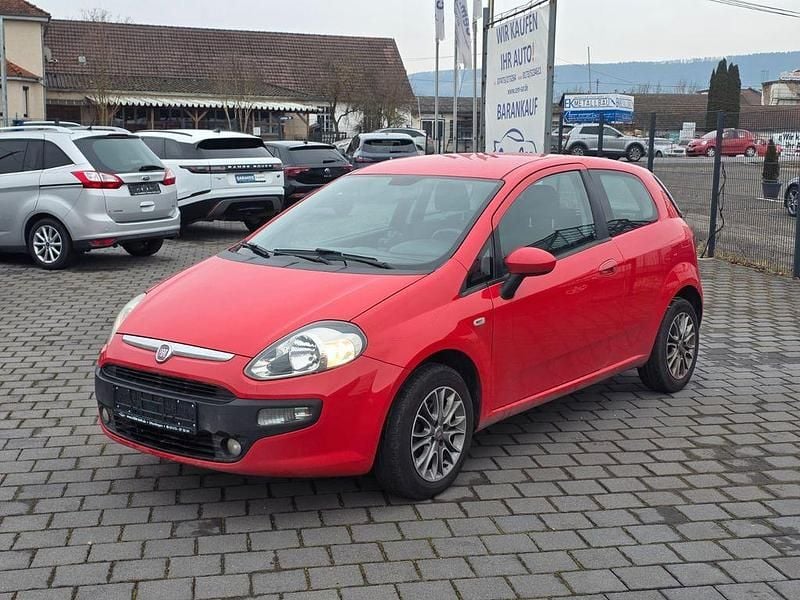 Rot Gebraucht 2012 Fiat Punto Evo Kleinwagen | 4.299 € (Etwas zu teuer) - Bild 1/4