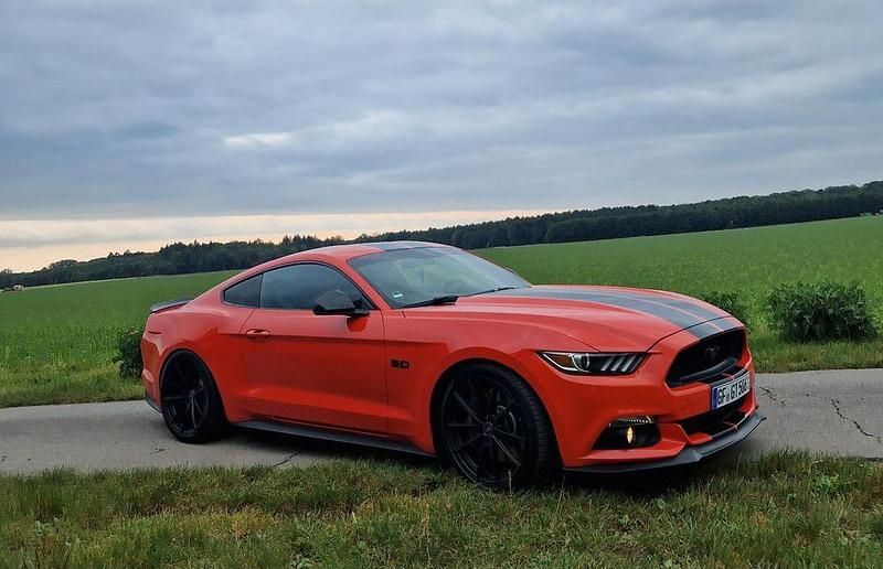 Orange Gebraucht 2016 Ford Mustang GT Coupé | 26.500 € (Fairer Preis) - Bild 1/4
