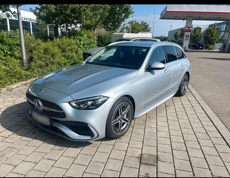 Silber Gebraucht 2022 Mercedes C180 AMG Kombi | 30.900 € (Etwas zu teuer) - Bild 1/4