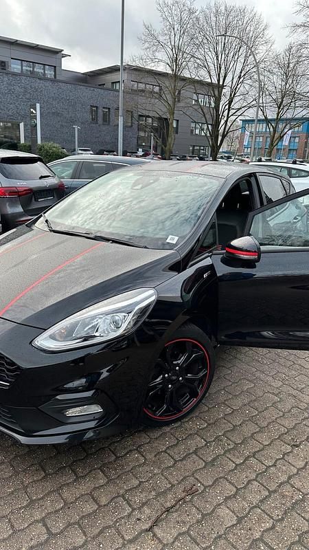 Schwarz Gebraucht 2019 Ford Fiesta ST-Line Kleinwagen | 11.500 € (Etwas zu teuer) - Bild 1/4