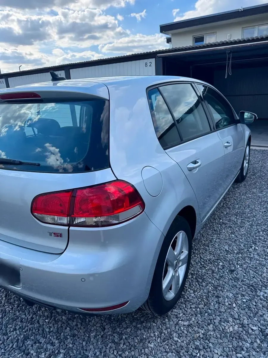 Gebraucht VW Golf VI 160 PS (117 kW) 2010 Silber Kleinwagen