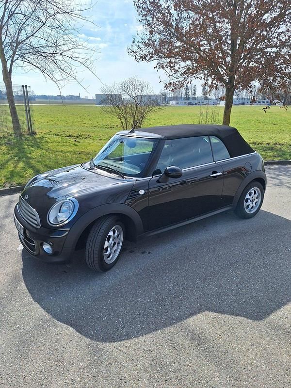 Gebraucht Mini Cooper Cabriolet 122 PS (89 kW) 2015 Schwarz Cabrio