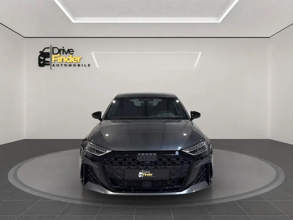 Neu Audi RS3 Sport 400 PS (294 kW) 2025 Daytonagrau perleffekt Limousine