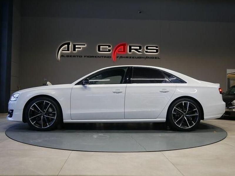 Gebraucht Audi S8 plus Ambiente 605 PS (444 kW) 2018 Gletscherweiã Limousine