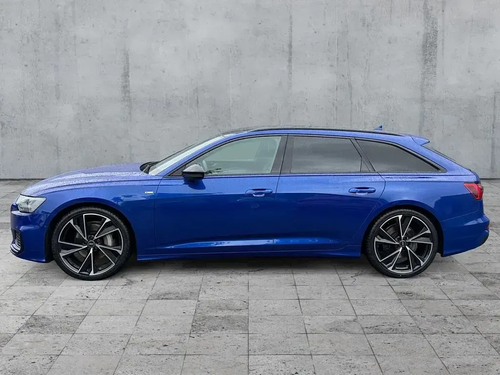Gebraucht Audi A6 Sport 265 PS (194 kW) 2022 Ultrablau metallic Kombi
