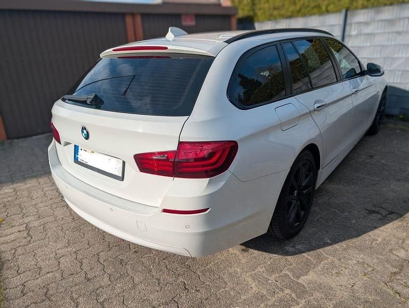 Gebraucht BMW 518 150 PS (110 kW) 2014 Weiß Kombi