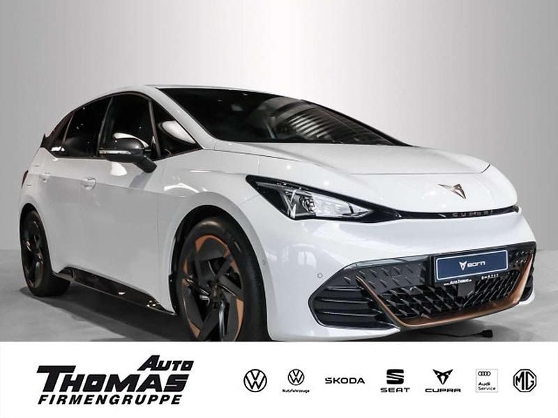 Eisweiß Gebraucht 2024 Cupra Born Kleinwagen | 35.470 € (Fairer Preis) - Bild 1/3