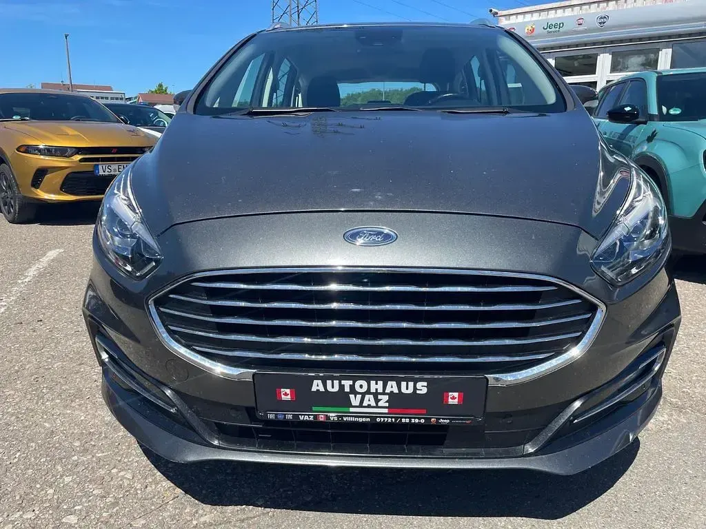 Gebraucht Ford S-MAX Trend 190 PS (139 kW) 2022 Grau Van / Kleinbus