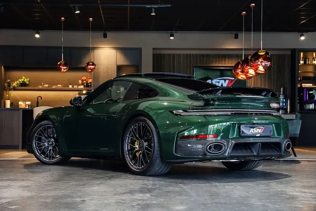 Neu Porsche 992 711 PS (522 kW) 2026 Grün Coupé