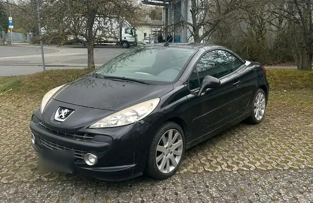 Gebraucht Peugeot 207 CC 140 PS (102 kW) 2008 Schwarz Cabrio