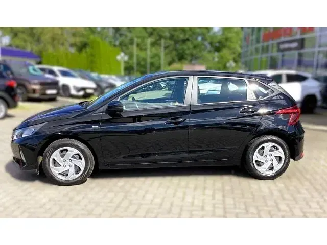 Gebraucht Hyundai i20 Select 101 PS (74 kW) 2023 Schwarz Kleinwagen