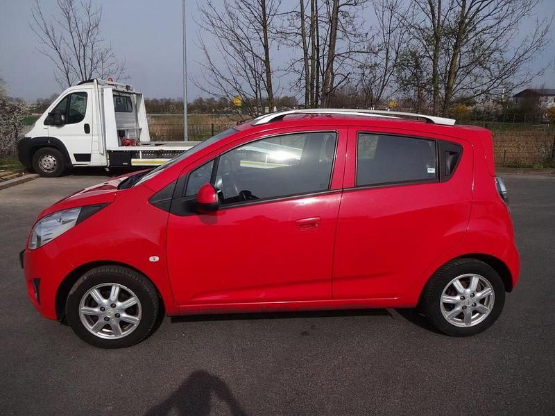 Gebraucht Chevrolet Spark LS 82 PS (60 kW) 2012 Rot Kleinwagen