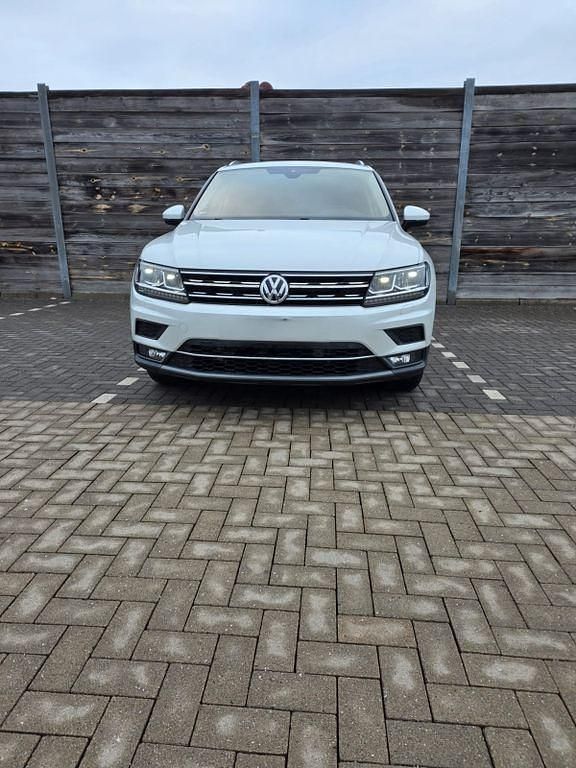 Gebraucht VW Tiguan Highline 150 PS (110 kW) 2017 Weiß SUV