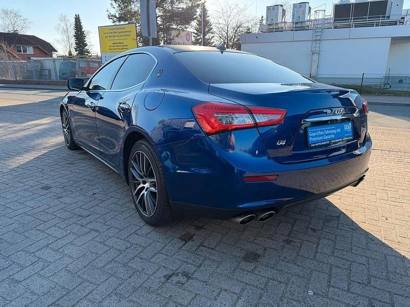 Gebraucht Maserati Ghibli 275 PS (202 kW) 2015 Blau Limousine
