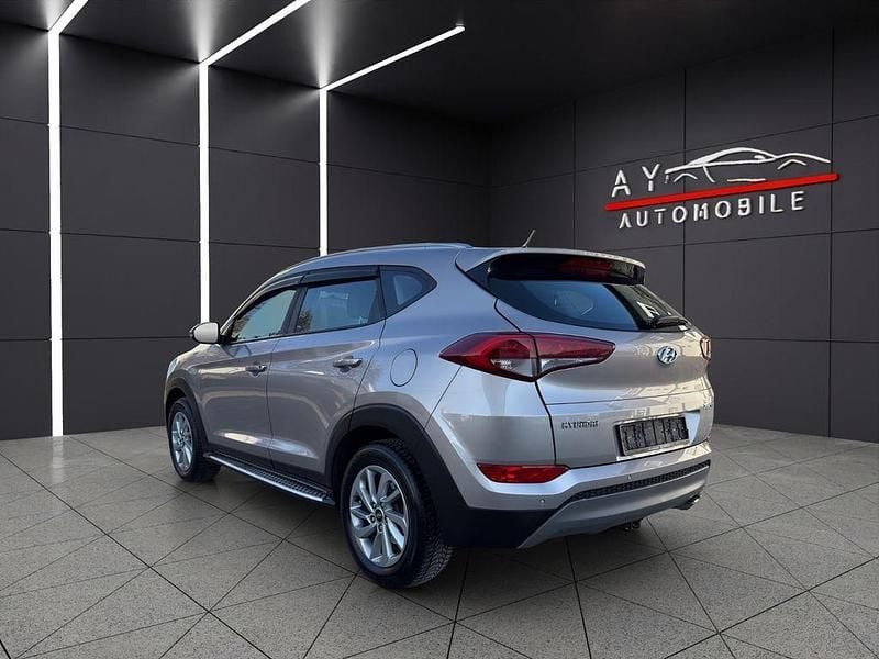 Gebraucht Hyundai Tucson Trend 177 PS (130 kW) 2017 Weiß SUV