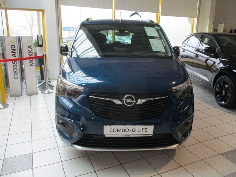 Gebraucht Opel Combo-e Life Ultimate 100 kW (136 PS) 2023 Blau Limousine