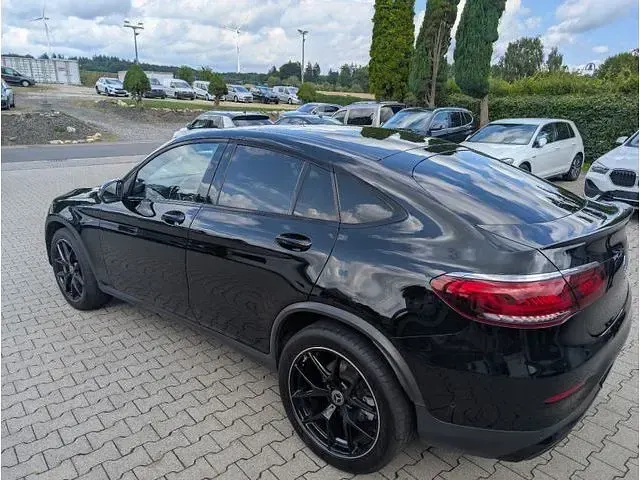 Gebraucht Mercedes 200 AMG line Plus 197 PS (144 kW) 2023 Coupé