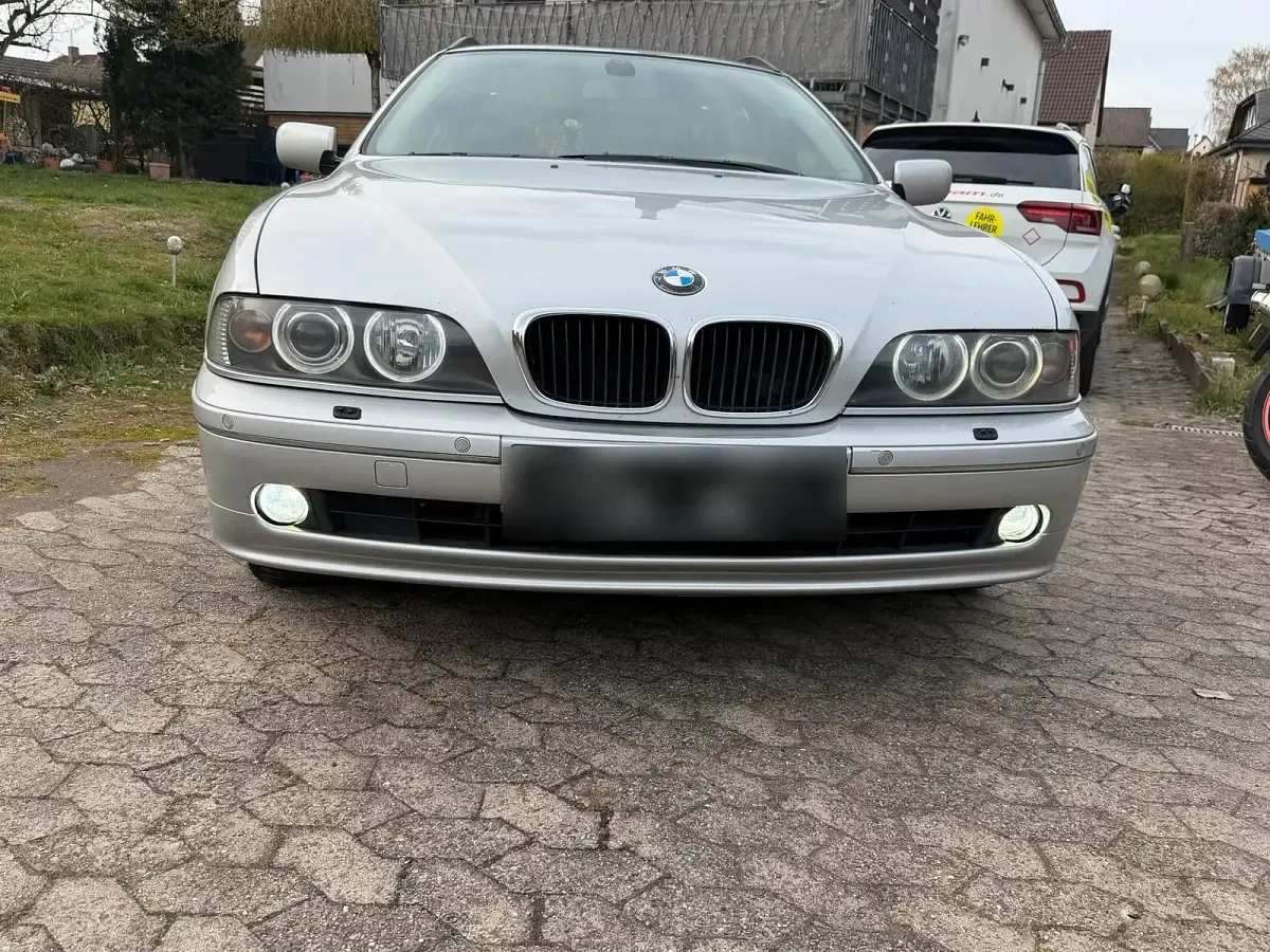 Brugt BMW 530 193 HK (141 kW) 2002 Stationcar