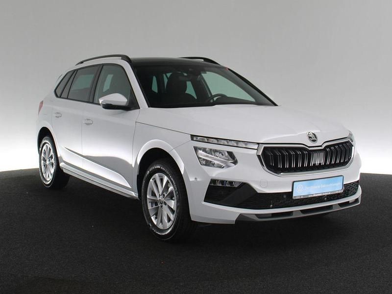 Gebraucht Skoda Kamiq Selection 150 PS (110 kW) 2025 Moonweiss metallic (metallic) SUV