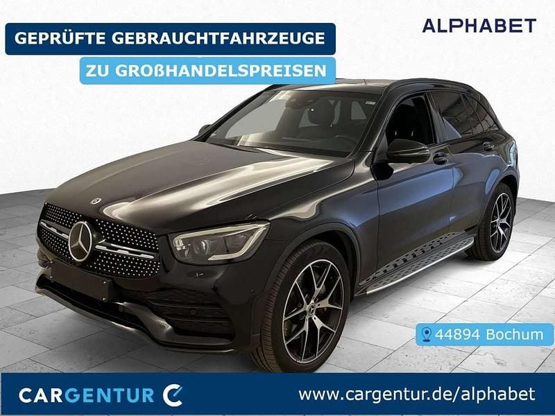 Schwarz Gebraucht 2020 Mercedes GLC300 AMG line SUV | 45.190 € (Fairer Preis) - Bild 1/3