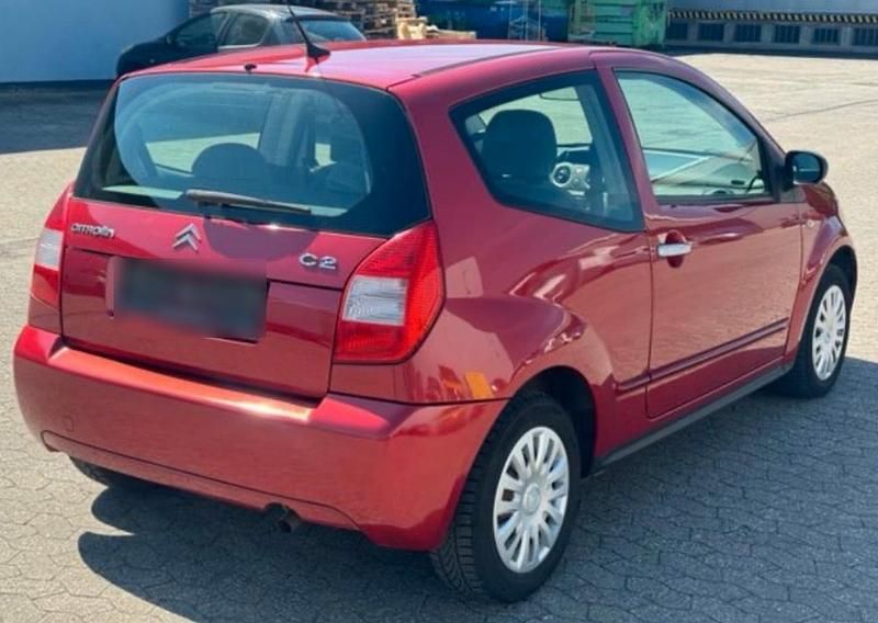 Gebraucht Citroën C2 60 PS (44 kW) 2007 Rot Kleinwagen