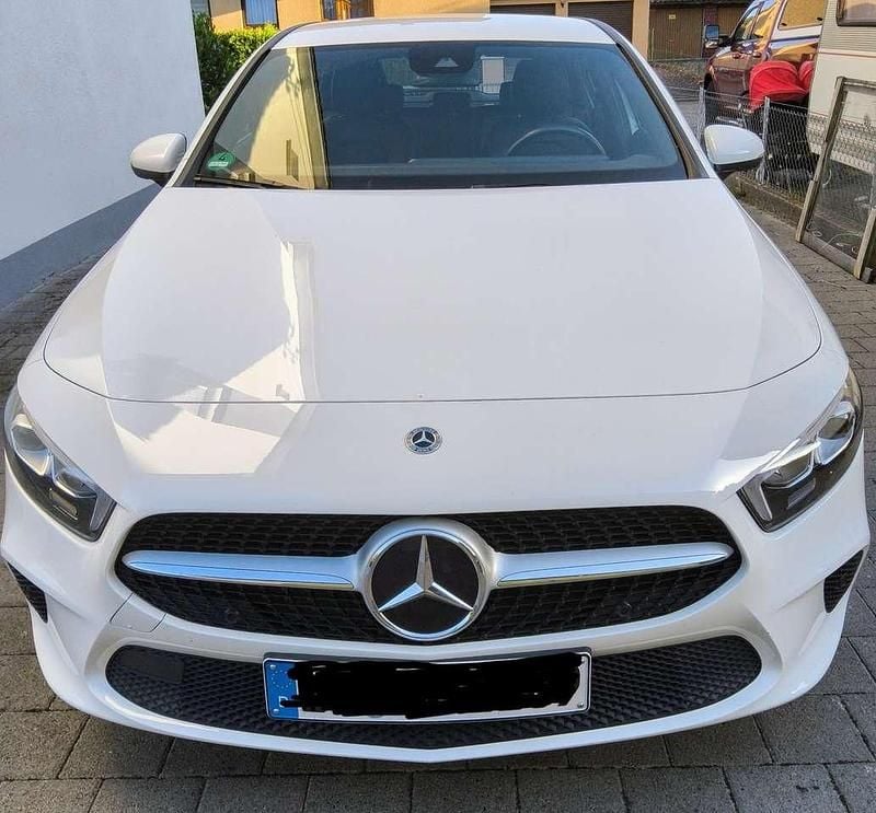 Gebraucht 2022 Mercedes A180 Progressive Limousine | 22.490 € (Guter Preis) - Bild 1/4