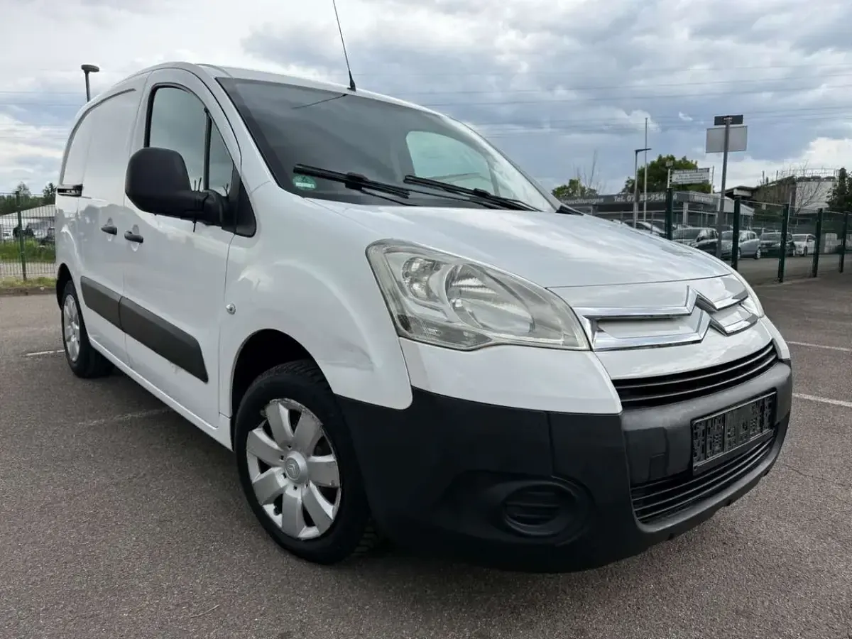 Gebraucht Citroën Berlingo 75 PS (55 kW) 2011 Blanc banquise Van / Kleinbus