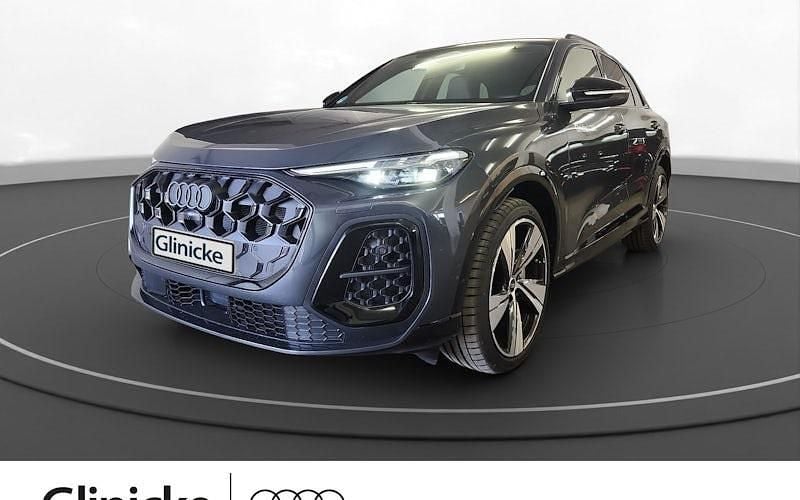 Schwarz (tamboragrau metallic) Gebraucht 2025 Audi Q5 S-Line SUV | 66.980 € (Fairer Preis) - Bild 1/4