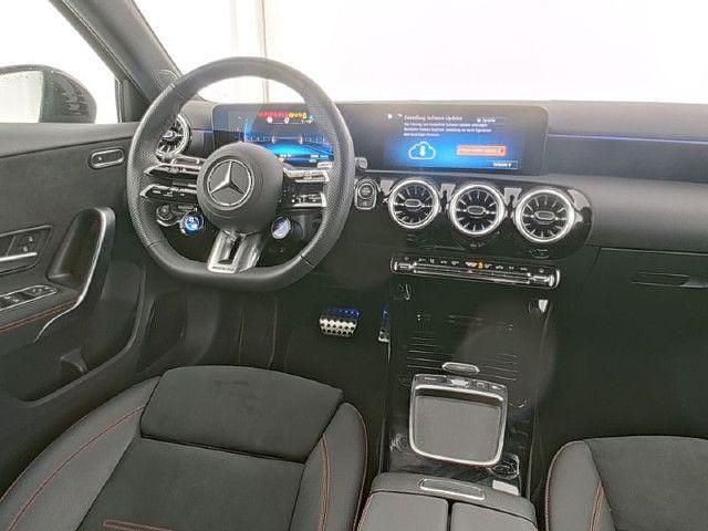 Gebraucht Mercedes A35 AMG AMG 306 PS (225 kW) 2025 Grau Limousine