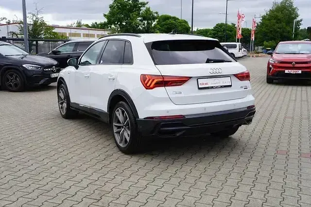Gebraucht Audi Q3 Ambiente 230 PS (169 kW) 2019 Weiß SUV