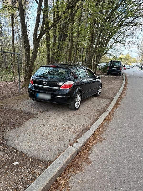 Gebraucht Opel Astra 170 PS (125 kW) 2005 Schwarz Limousine