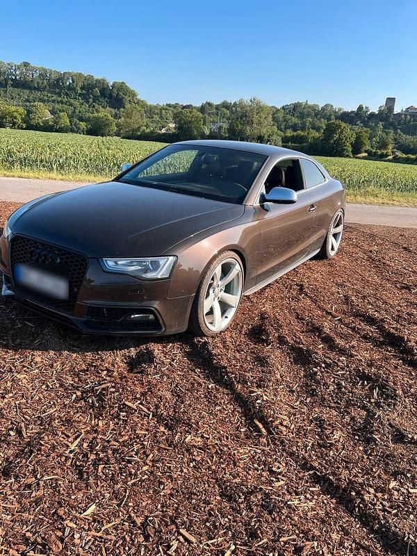 Second-hand Audi S5 Performance 424 CP (311 kW) 2012 Maro Coupe