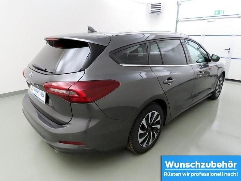Gebraucht Ford Focus Titanium 116 PS (85 kW) 2024 Magneticgrau Kombi