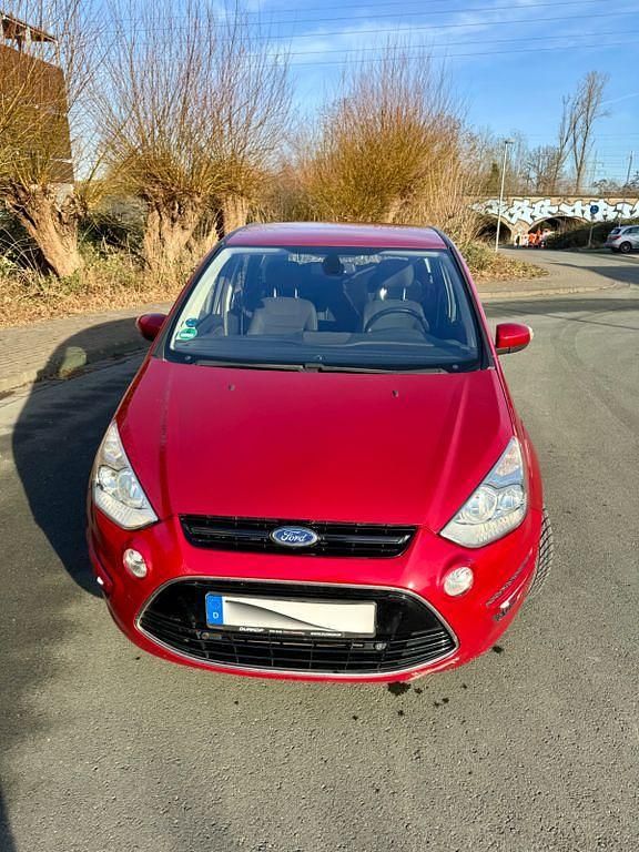 Gebraucht Ford S-MAX Titanium 200 PS (147 kW) 2014 Rot Van / Kleinbus
