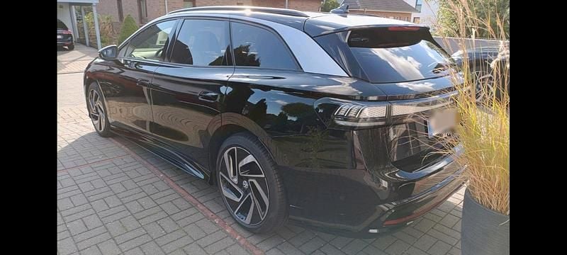 Gebraucht VW ID.7 Pro 210 kW (286 PS) 2025 Schwarz Kombi