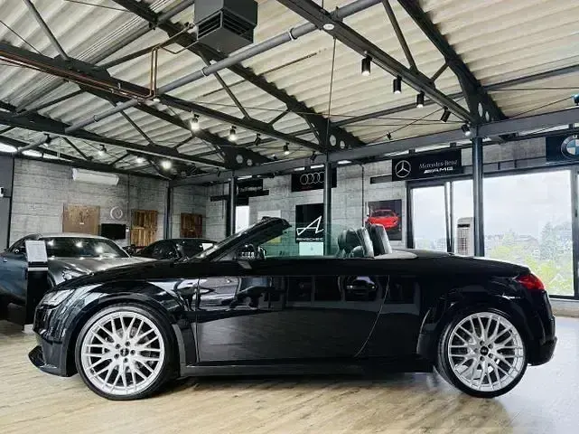Gebraucht Audi TT Roadster S-Line 230 PS (169 kW) 2015 Mythosschwarz metallic Cabrio