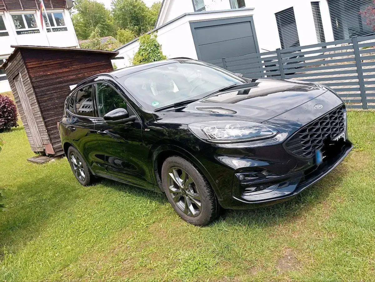 Gebraucht Ford Kuga ST-Line X 150 PS (110 kW) 2022 Schwarz SUV