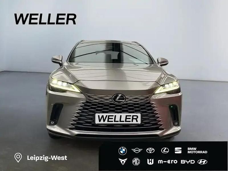 Gebraucht Lexus RX350 250 PS (183 kW) 2023 Titaniumsilber metallic SUV