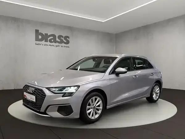Gebraucht Audi A3 110 PS (80 kW) 2023 Florettsilber metallic Limousine