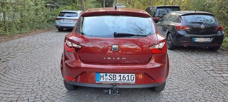 Second-hand Seat Ibiza SC Reference 69 CP (50 kW) 2012 Roșu Hatchback