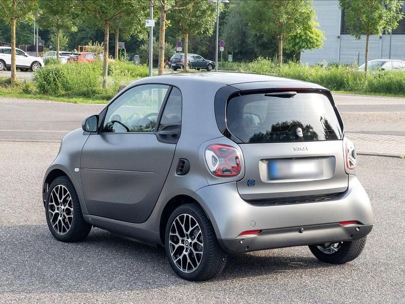 Gebraucht Smart ForTwo Coupé 60 kW (82 PS) 2021 Grau Coupé