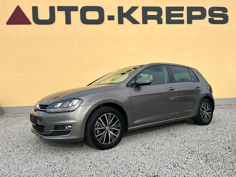 Grau Gebraucht 2016 VW Golf VII Allstar Limousine | 11.900 € (Guter Preis) - Bild 1/4