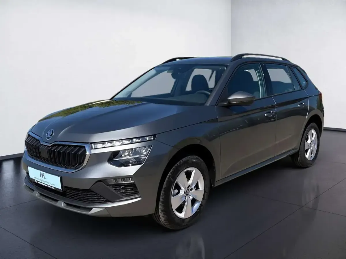 Neu Skoda Kamiq Selection 116 PS (85 kW) 2026 Blackmagic perleffekt SUV