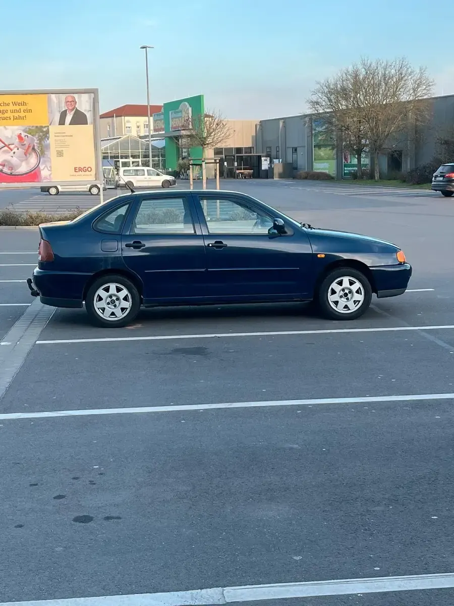 Gebraucht VW Polo Classicline 60 PS (44 kW) 1999 Blau Limousine