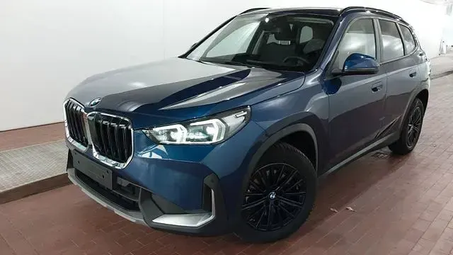 Gebraucht BMW X1 Performance 211 PS (155 kW) 2024 Blaukeine angabe SUV