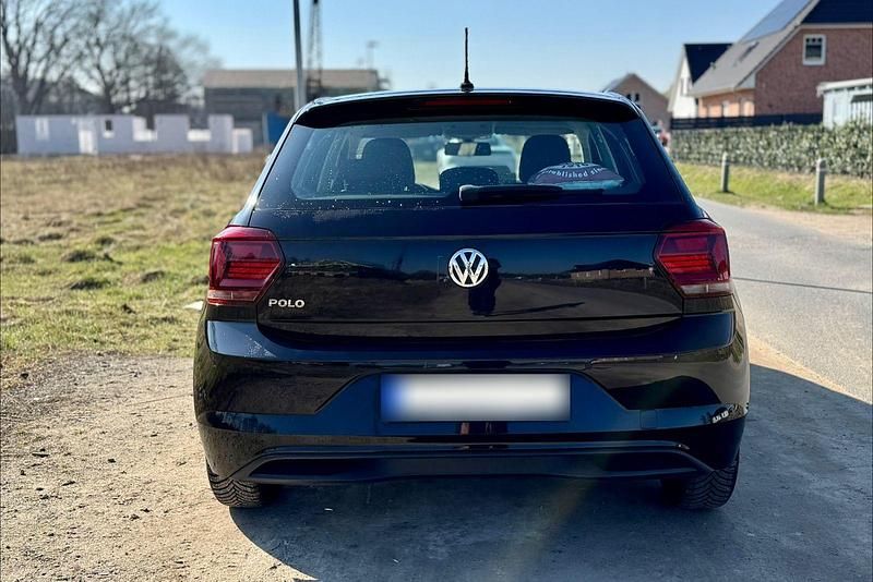 Gebraucht VW Polo Highline 95 PS (69 kW) 2018 Schwarz Kleinwagen