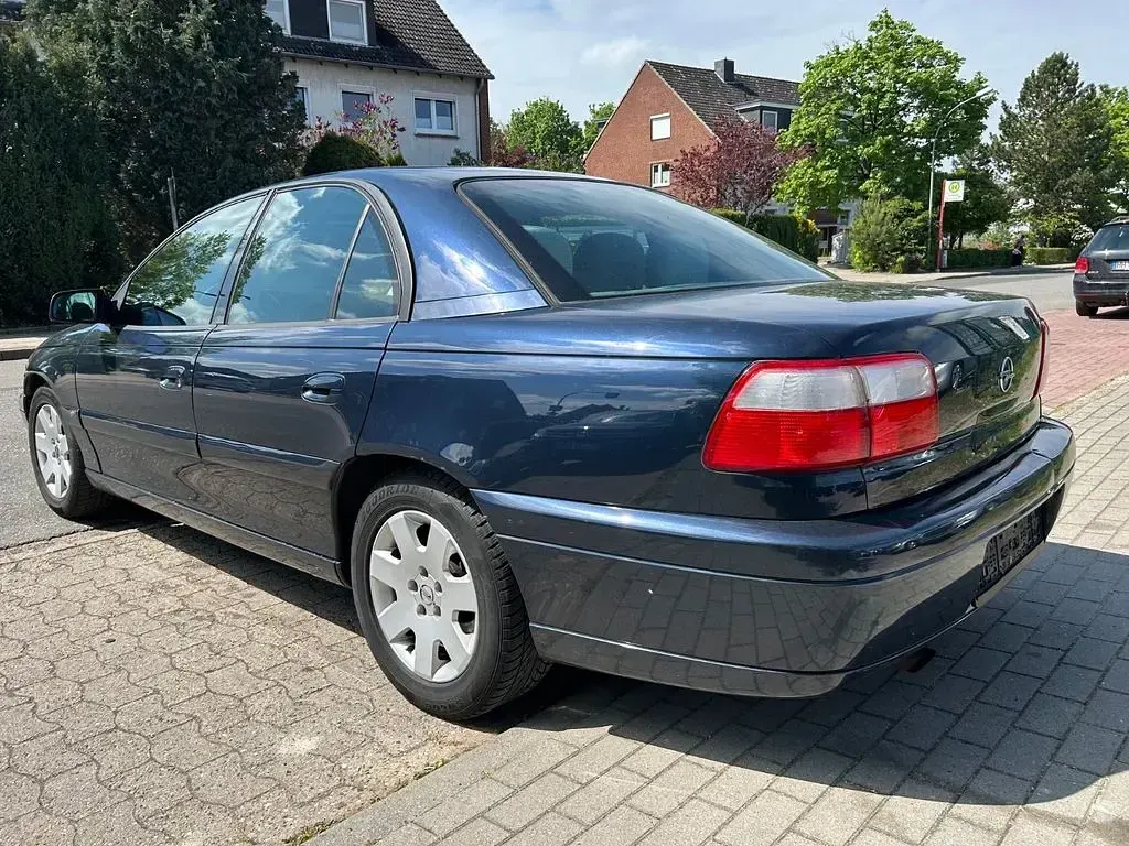 Gebraucht Opel Omega Elegance 144 PS (105 kW) 2001 Blau Limousine