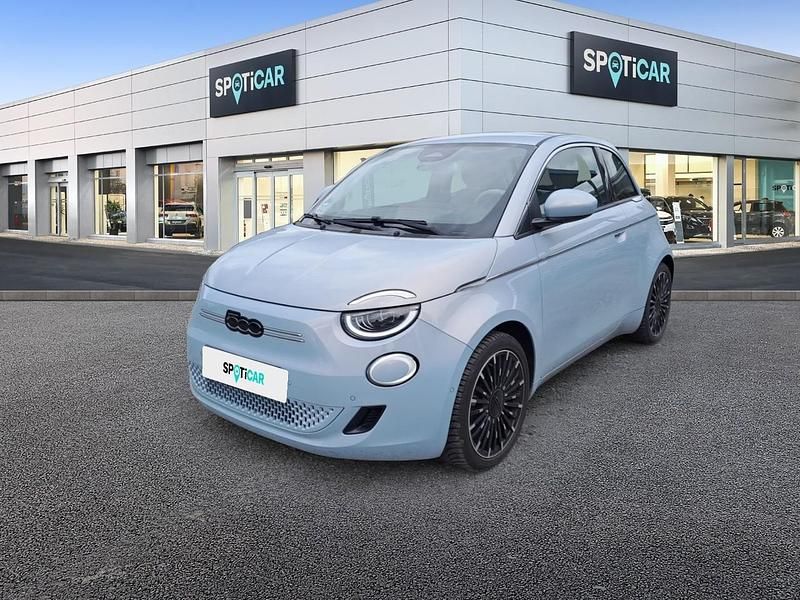 Blau Gebraucht 2023 Fiat 500e La Prima Kleinwagen | 23.730 € (Etwas zu teuer) - Bild 1/3