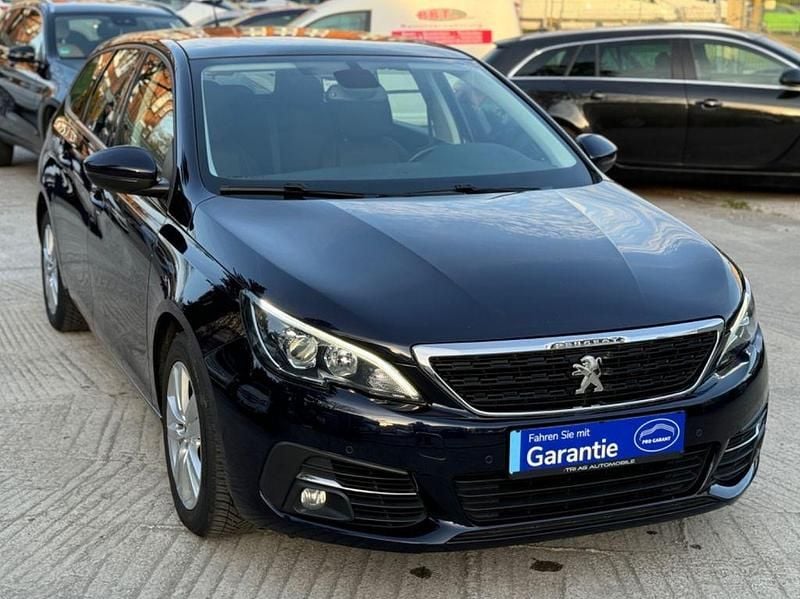 Second-hand Peugeot 308 Active 131 CP (96 kW) 2018 Albastru Break
