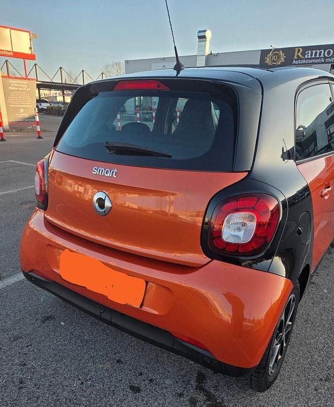 Gebraucht Smart ForFour 71 PS (52 kW) 2017 Orange Kleinwagen